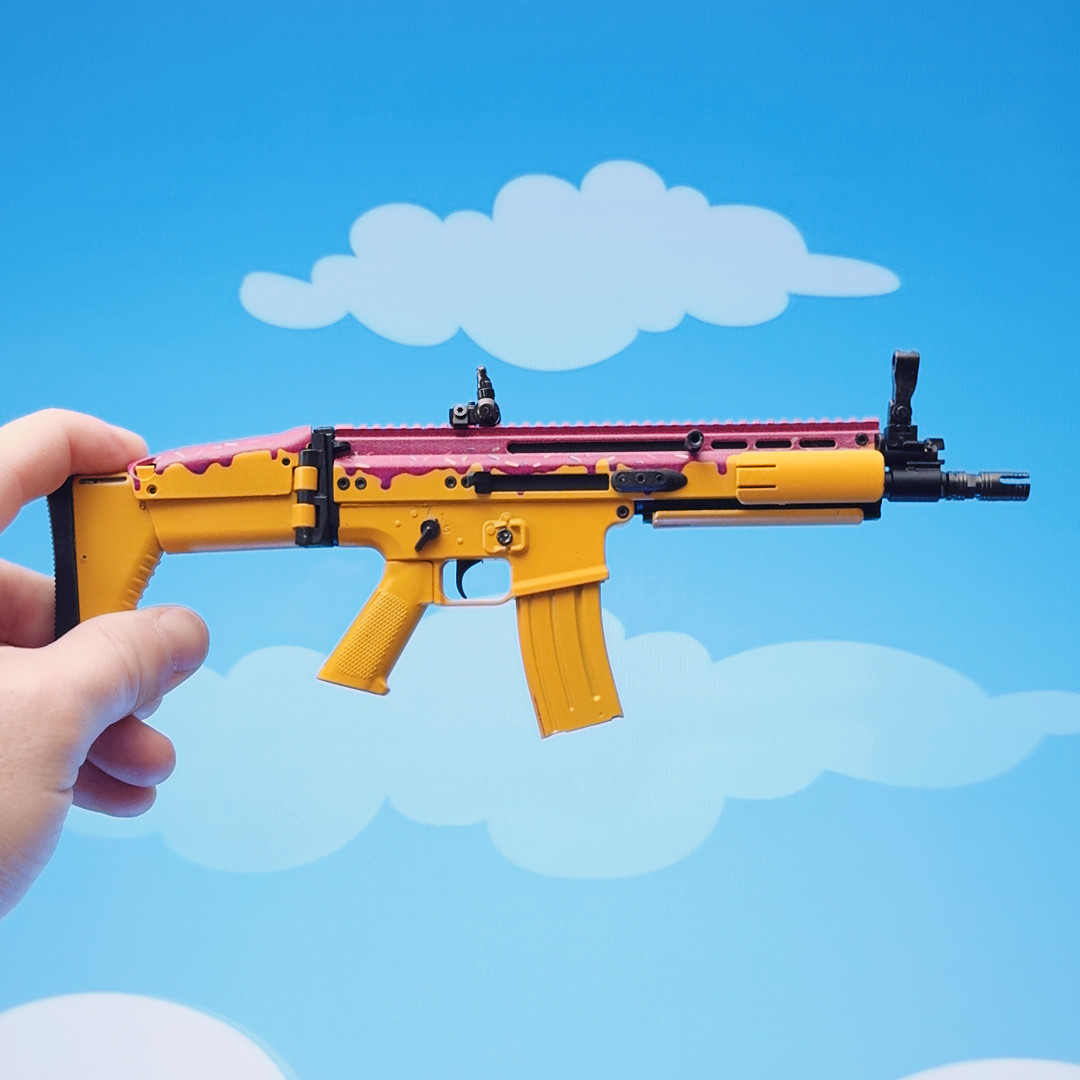 Donut 1:3 Scale SCAR Limited Edition