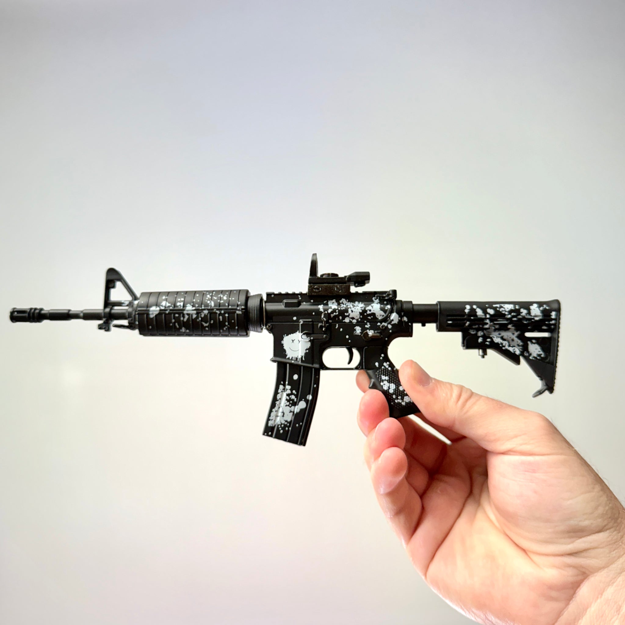 AR15 'Smile More' Model - Roman Atwood