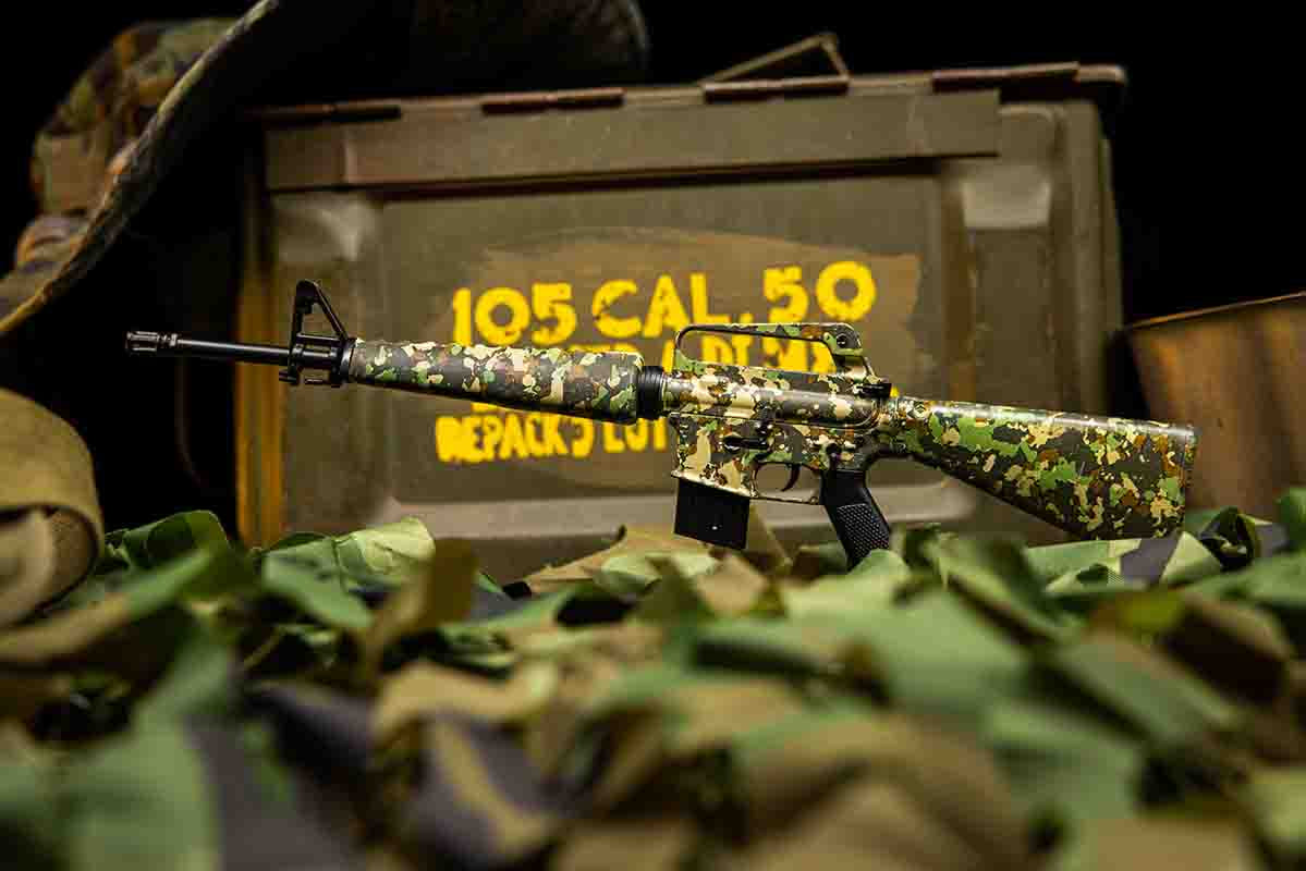Mini M16A1 1:3 Scale Model - Camo
